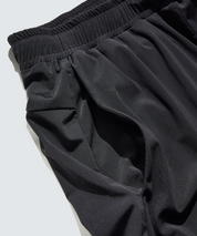 ATHLETIC MIDDLE SHORTS